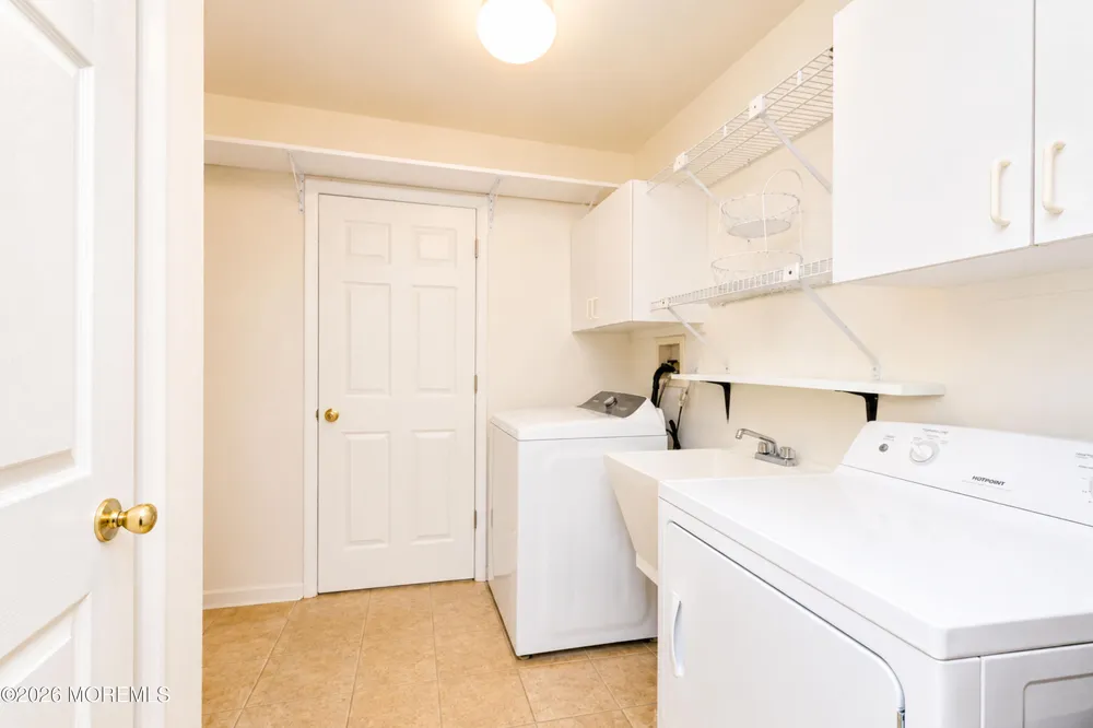 1711 Breakers Drive Manahawkin, NJ 08050