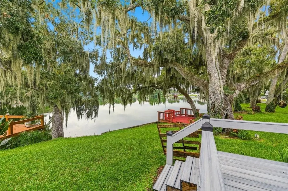 6760 LAKE CLARK DRIVE Lakeland, FL 33813
