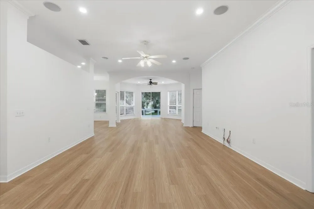 6760 LAKE CLARK DRIVE Lakeland, FL 33813