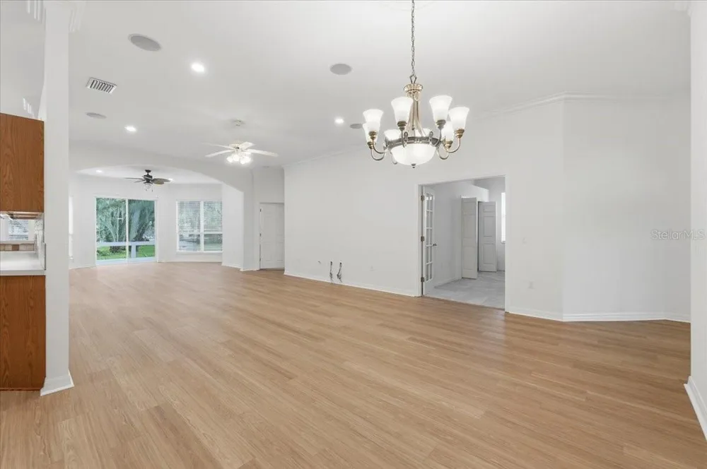 6760 LAKE CLARK DRIVE Lakeland, FL 33813