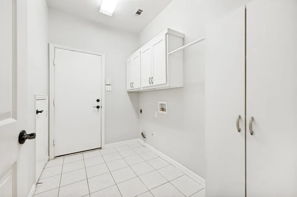 3100 Green Hollow Court Highland Village, TX 75077