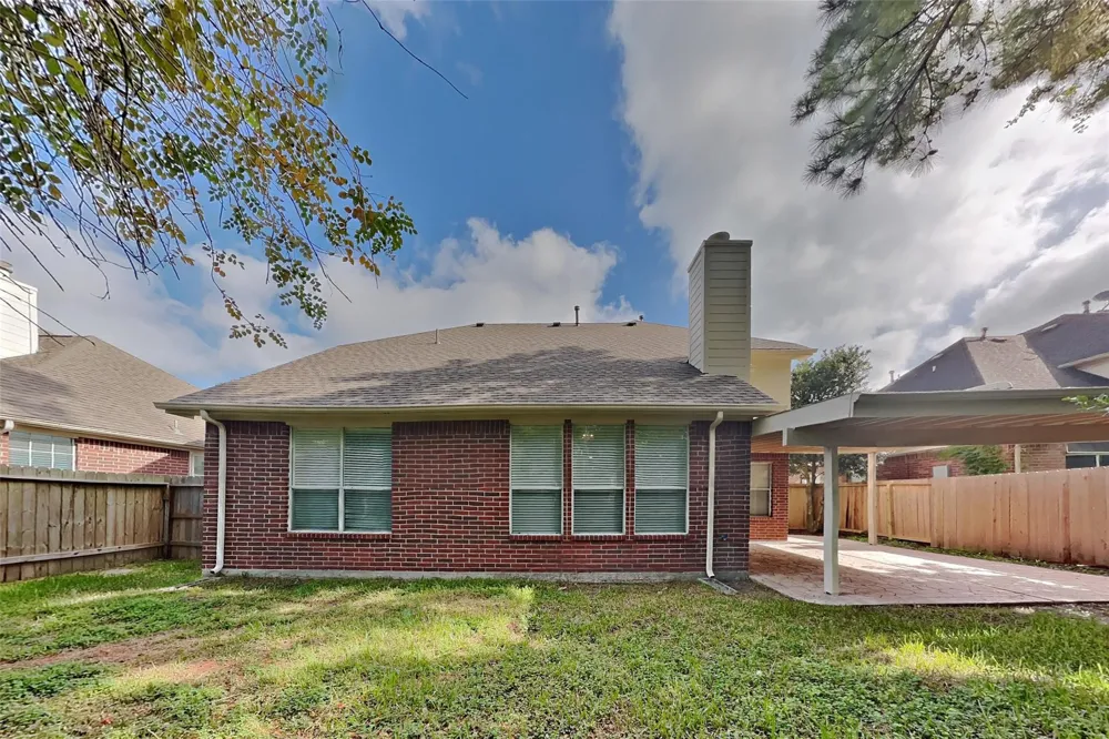 1418 Summer Rain Drive Kingwood, TX 77339