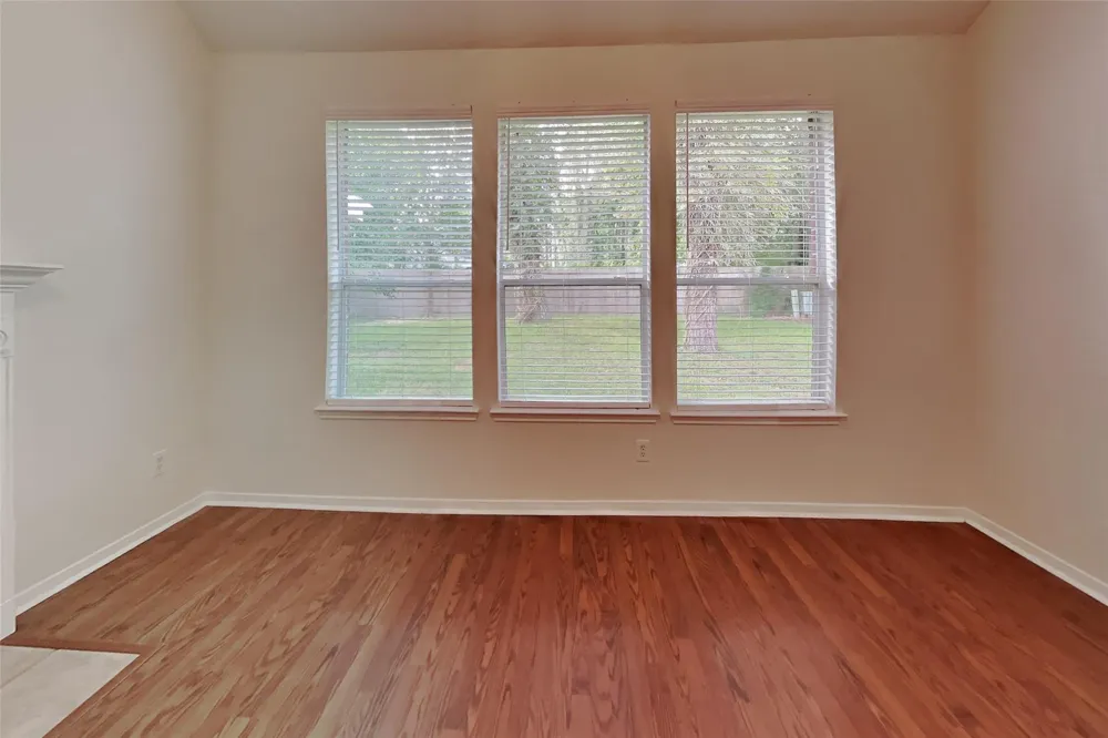 1418 Summer Rain Drive Kingwood, TX 77339