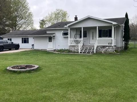 8671 13 Mile Road