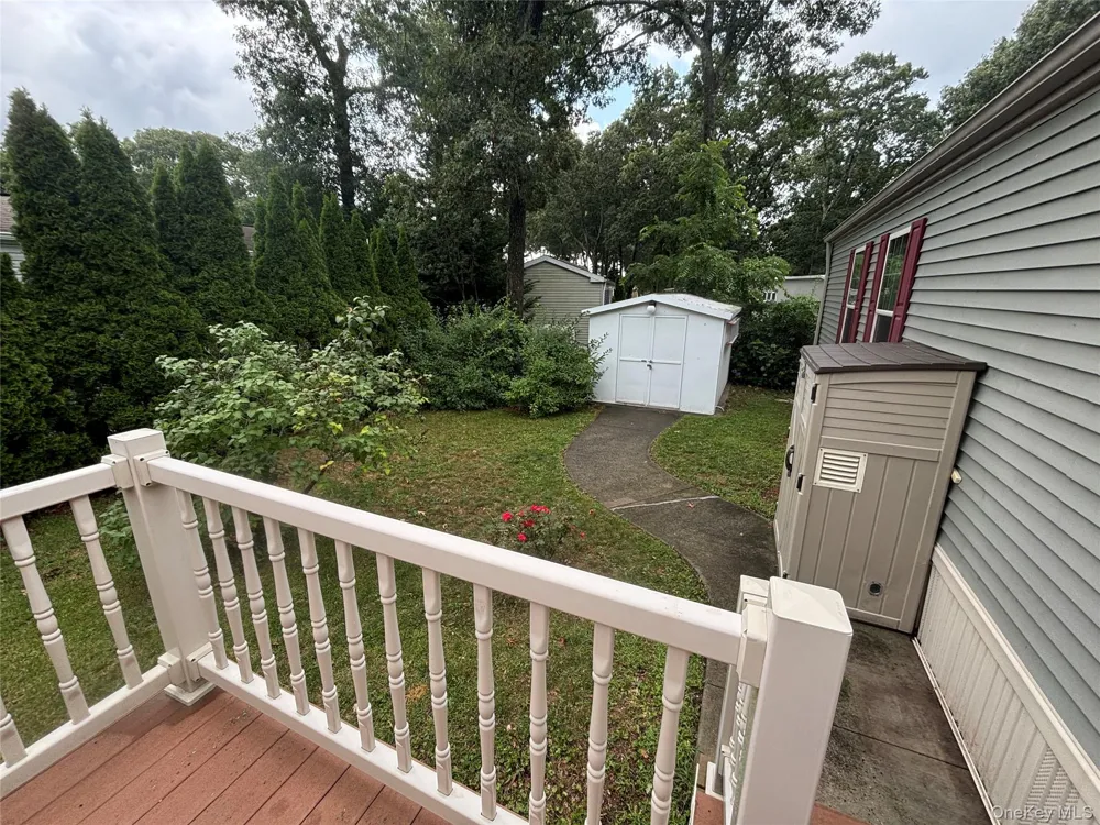 1661 Old Country Road #84 Riverhead, NY 11901