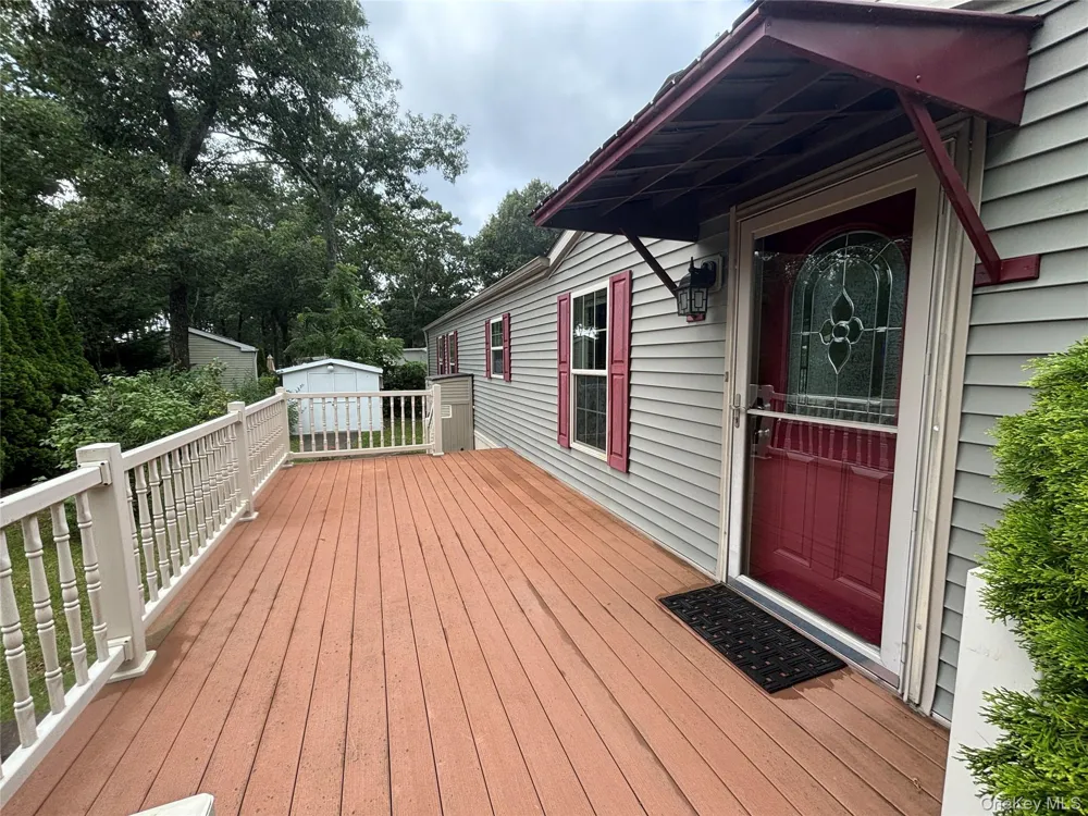 1661 Old Country Road #84 Riverhead, NY 11901