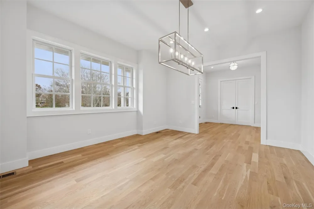 150 Deer Run Southold, NY 11971
