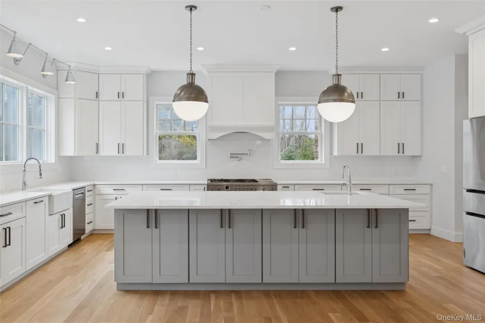 150 Deer Run Southold, NY 11971