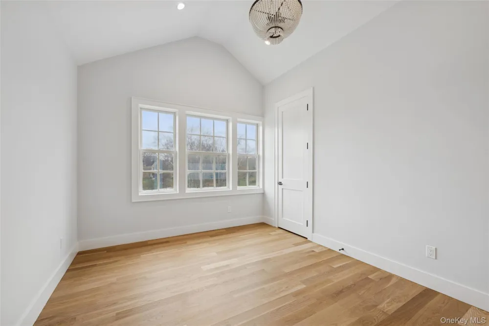 150 Deer Run Southold, NY 11971