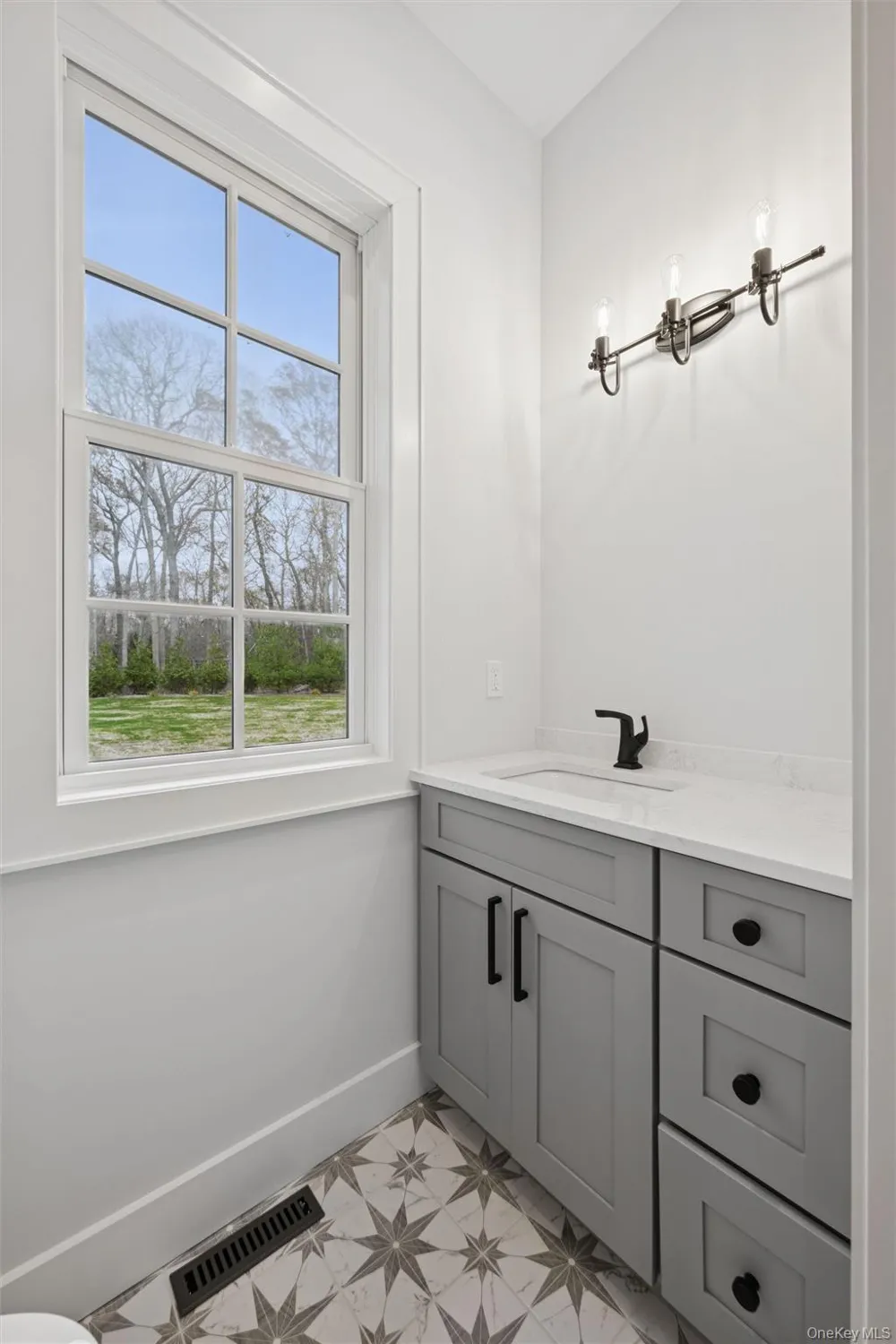 150 Deer Run Southold, NY 11971