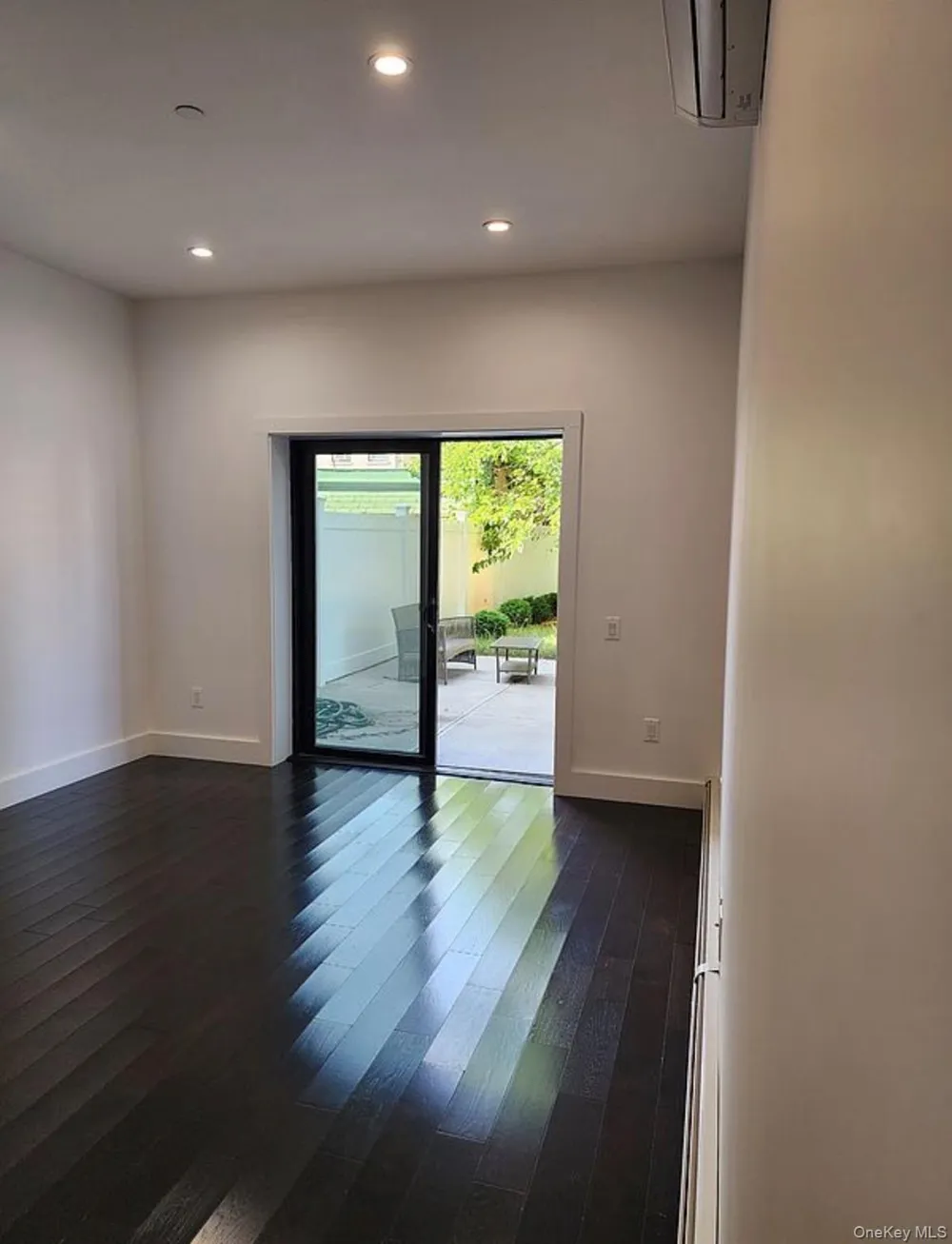1440 31st Avenue #1R Astoria, NY 11106