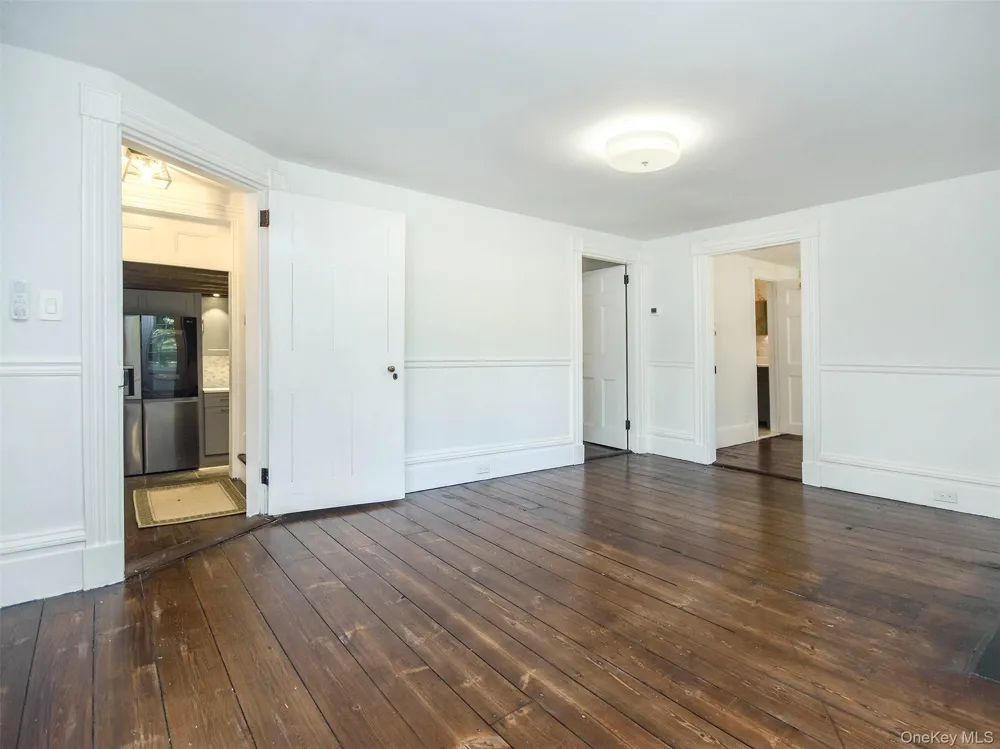 150 Main Street Roslyn, NY 11576