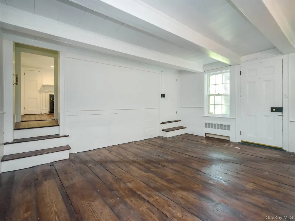 150 Main Street Roslyn, NY 11576