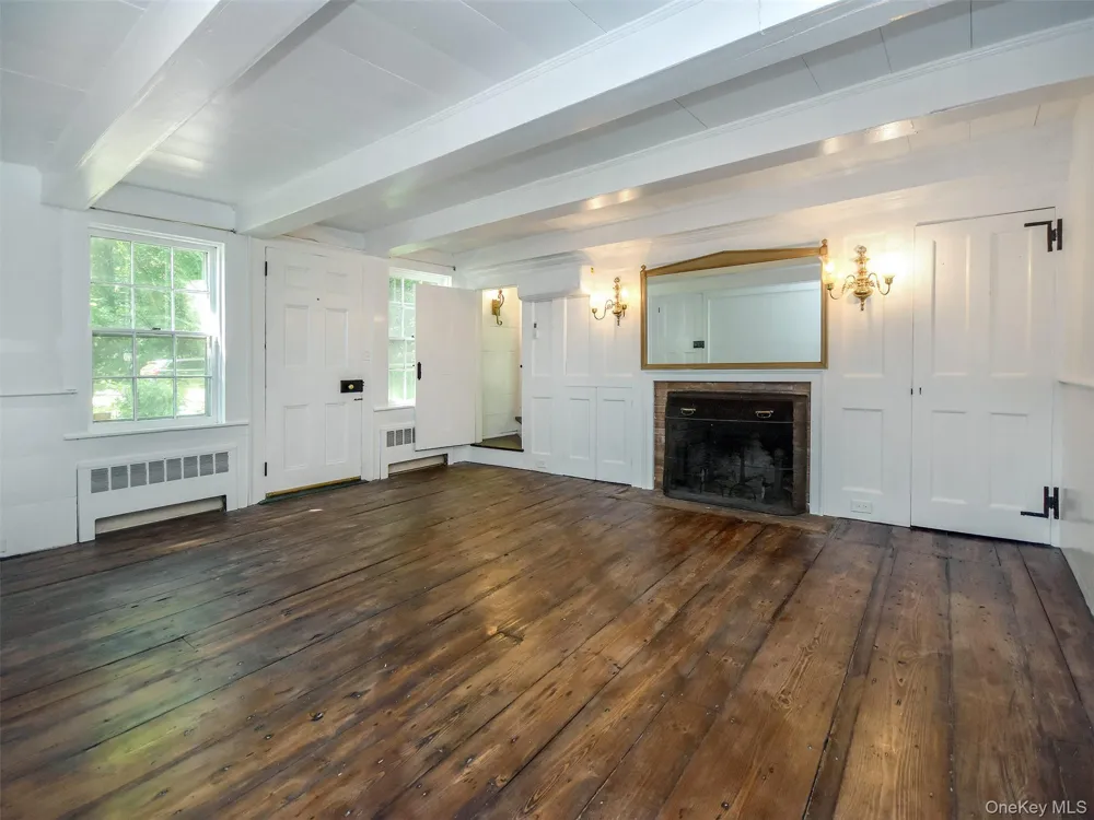 150 Main Street Roslyn, NY 11576