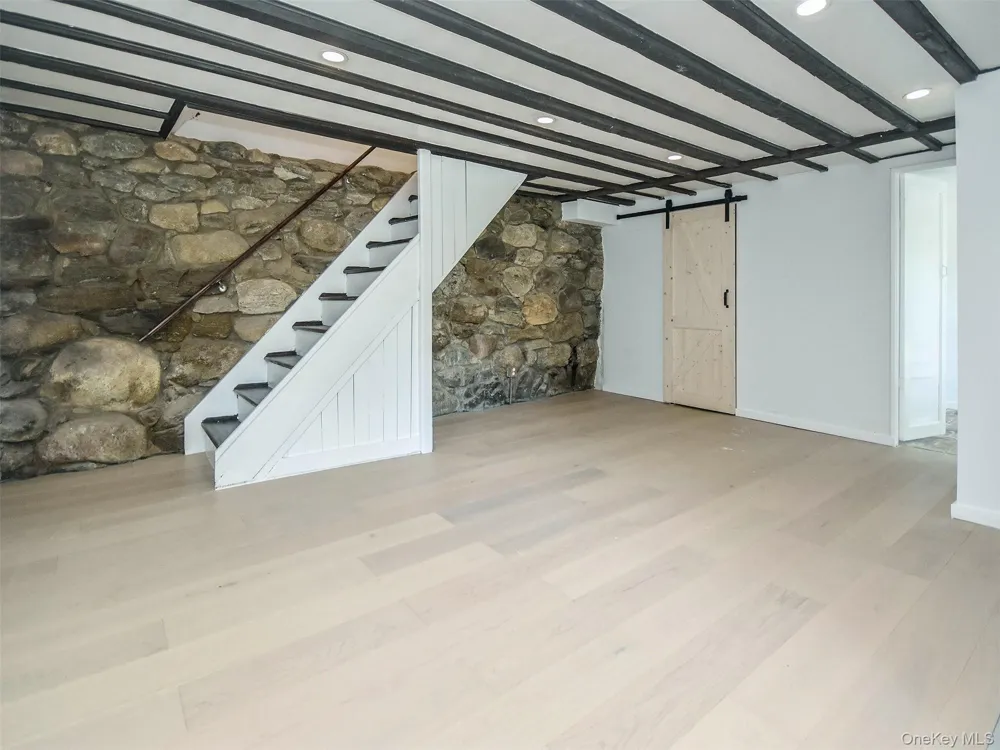 150 Main Street Roslyn, NY 11576