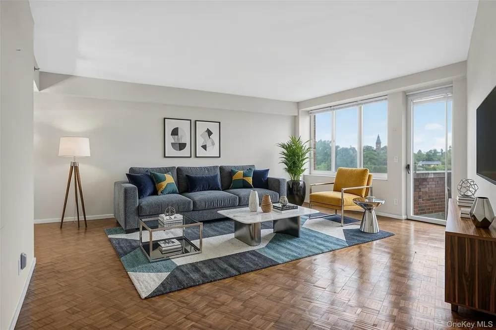 111 Cherry Vallley Avenue #408W Garden City, NY 11530