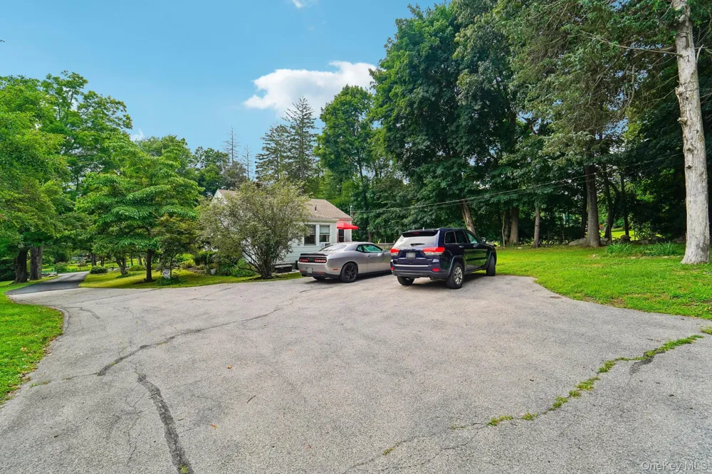 77 Baron De Hirsch Road Crompond, NY 10517
