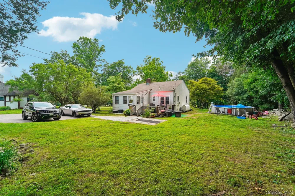 77 Baron De Hirsch Road Crompond, NY 10517