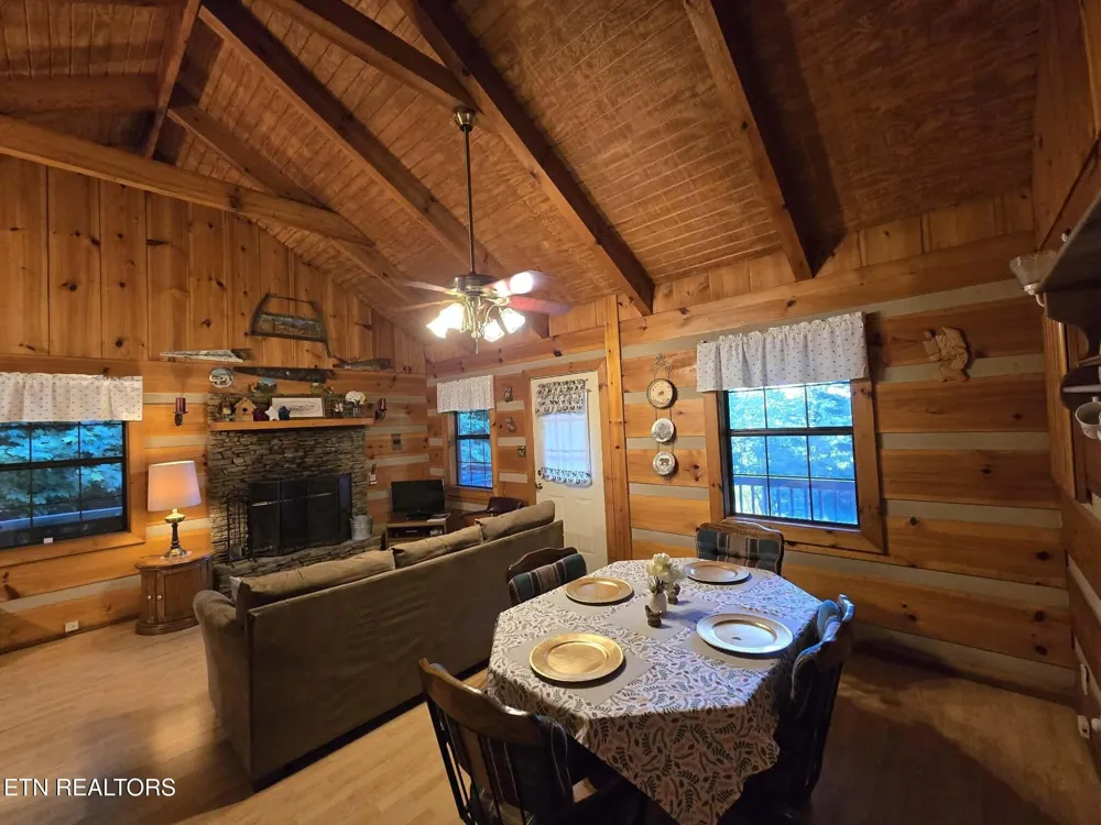 994 Emilyville Way Cosby, TN 37722
