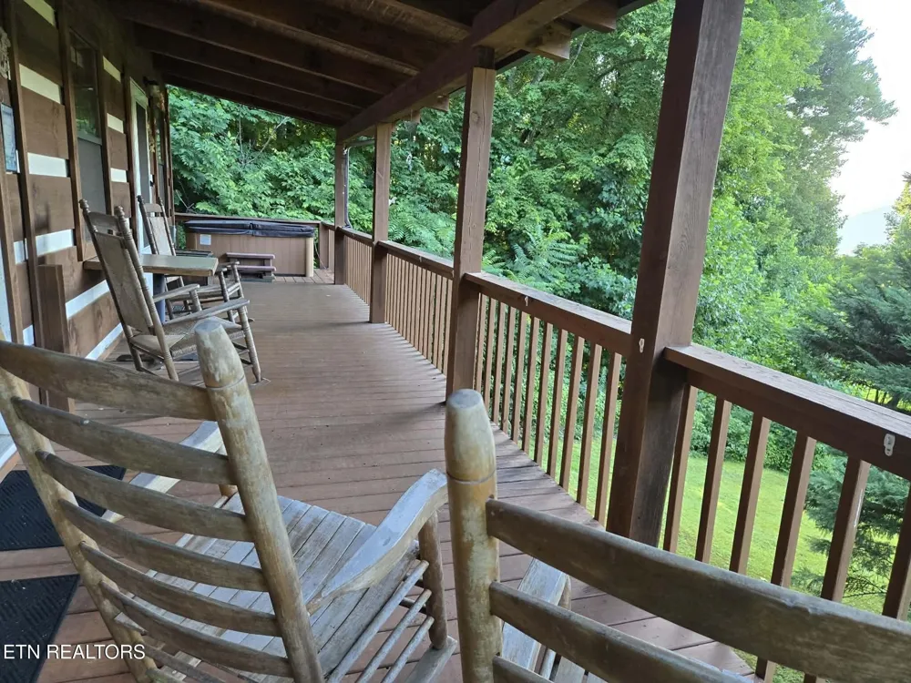 994 Emilyville Way Cosby, TN 37722