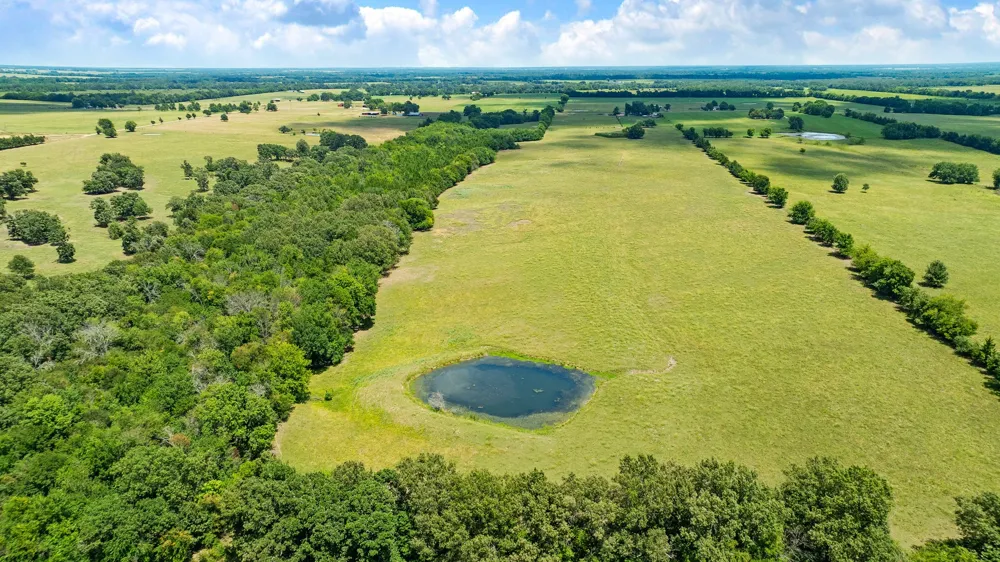 2606 Farm Road 412 Clarksville, TX 75426