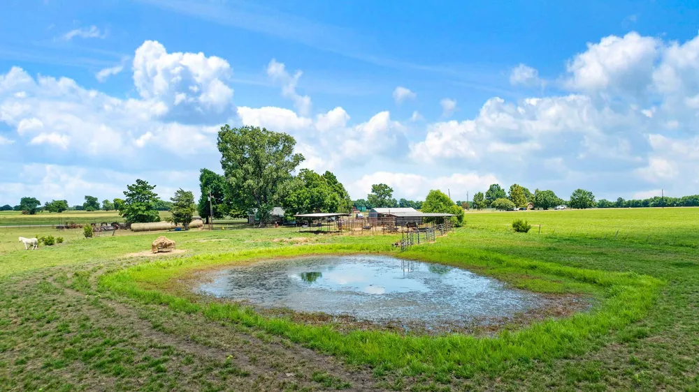 2606 Farm Road 412 Clarksville, TX 75426
