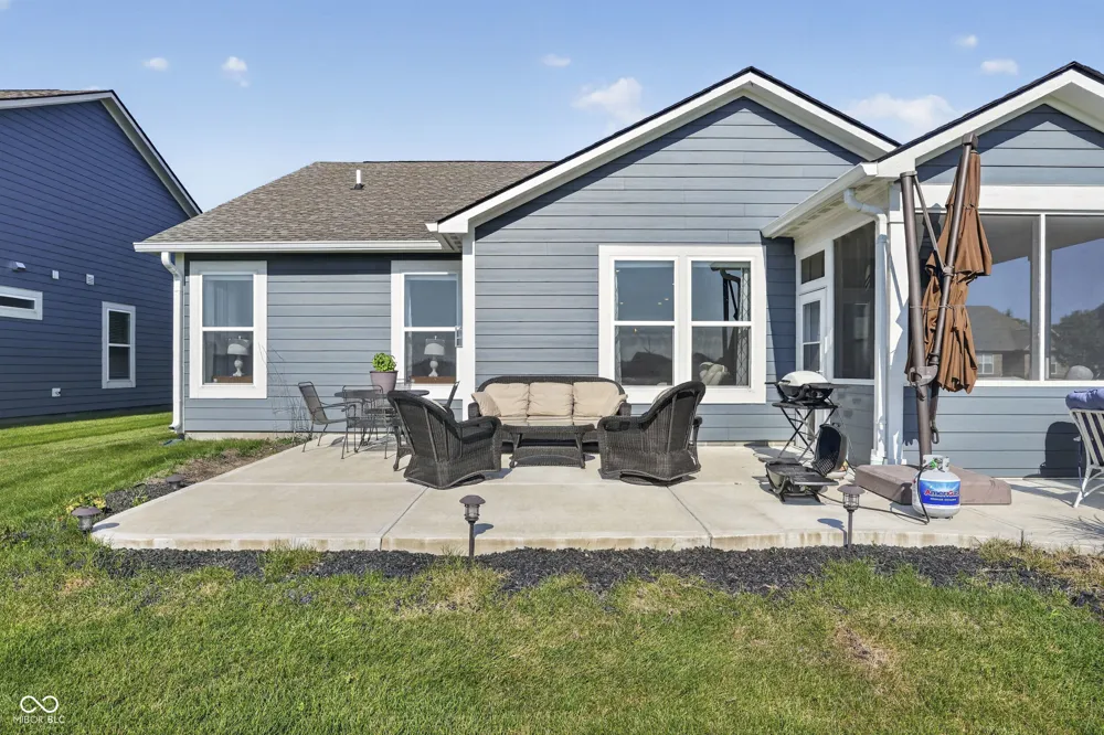 9703 Parkhurst Crossing McCordsville, IN 46055