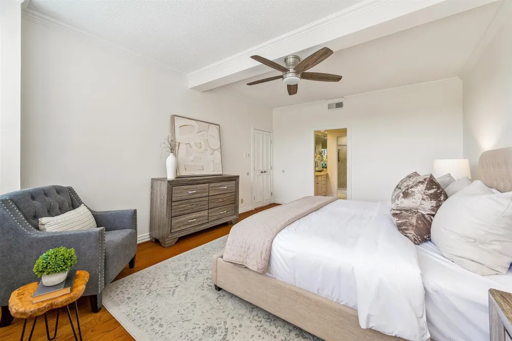 49 Briar Hollow Lane #504 Houston, TX 77027
