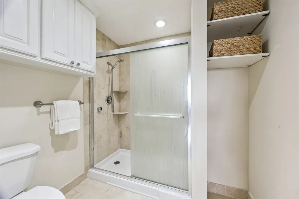 49 Briar Hollow Lane #504 Houston, TX 77027