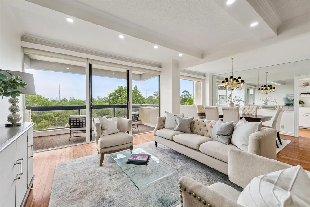 49 Briar Hollow Lane #504 Houston, TX 77027