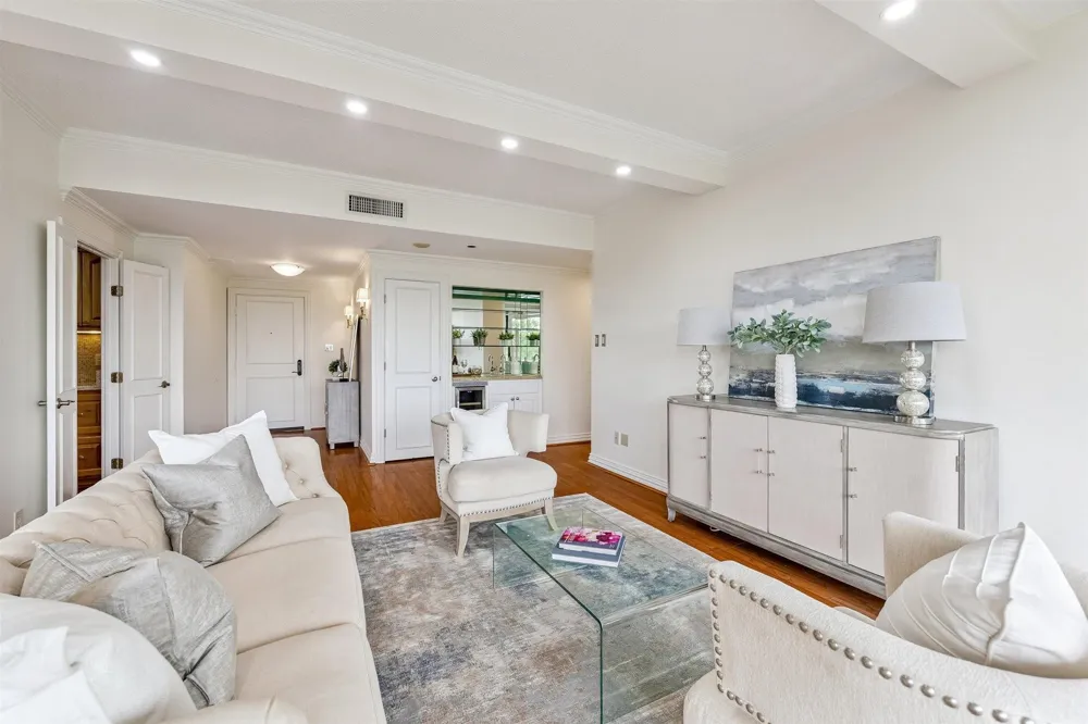 49 Briar Hollow Lane #504 Houston, TX 77027