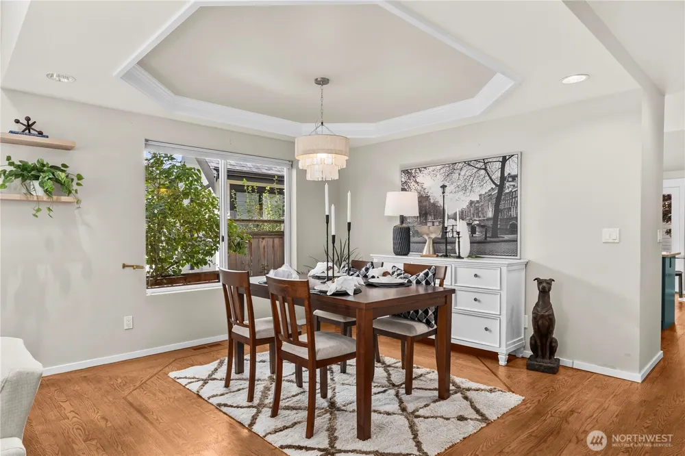 2712 57th Avenue SW Seattle, WA 98116