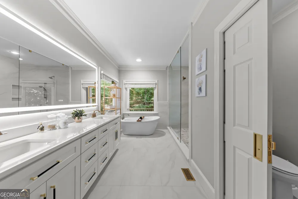 1241 Mercer TRL Greensboro, GA 30642