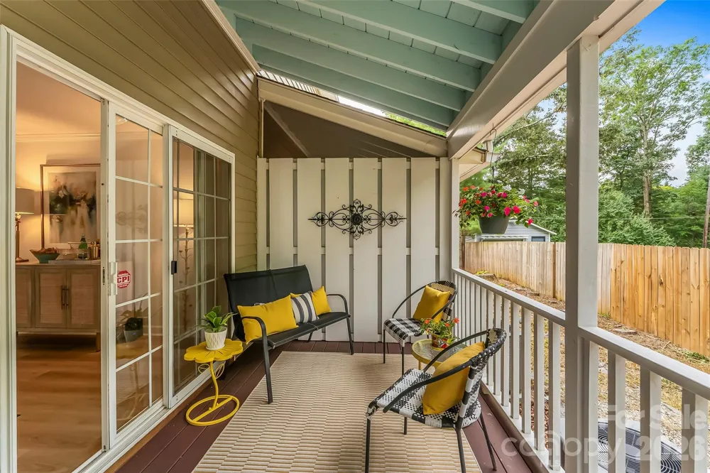19 Willowick Drive Asheville, NC 28803
