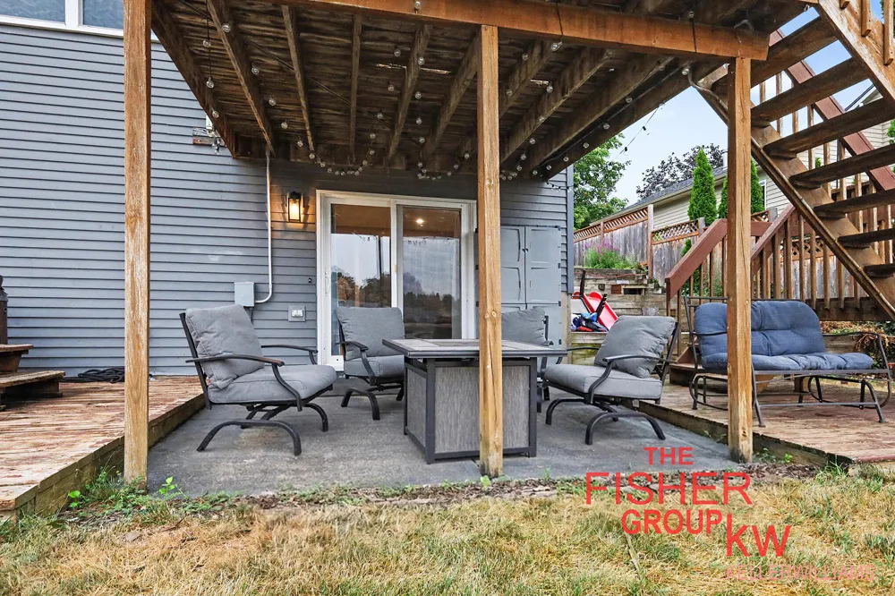 8504 Corsica Drive Jenison, MI 49428