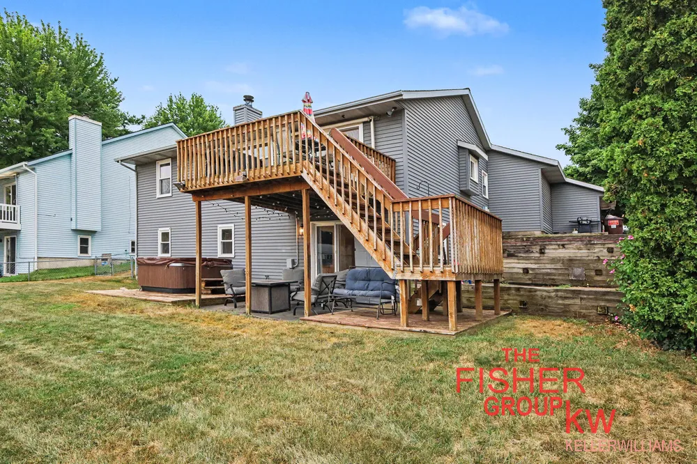 8504 Corsica Drive Jenison, MI 49428