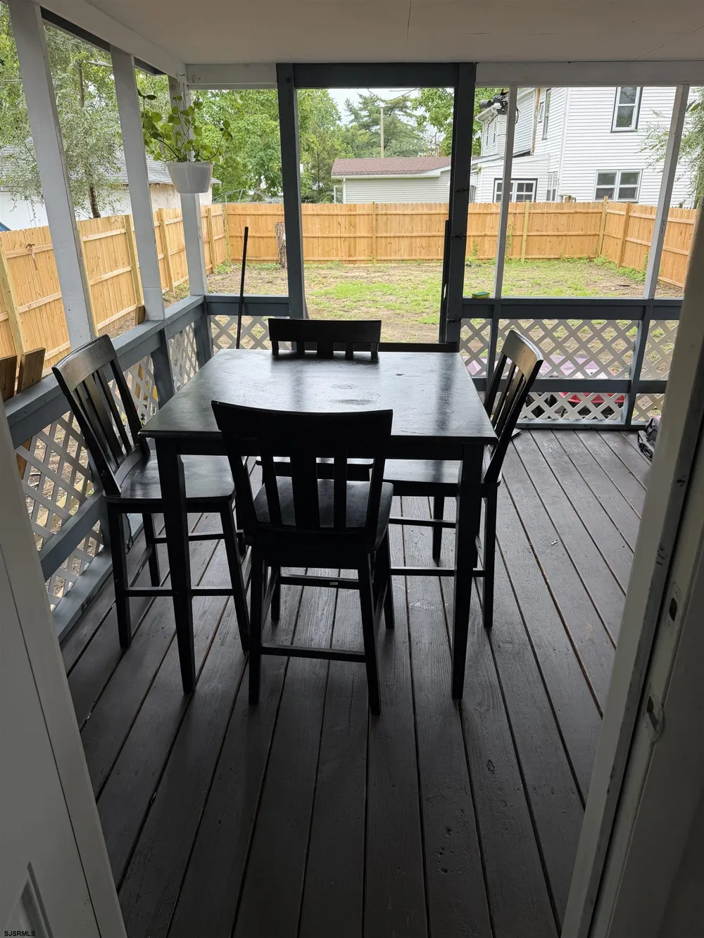 505 E Oak Street Millville, NJ 08203