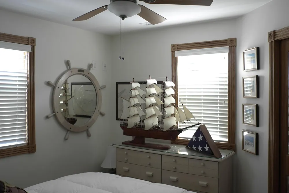 32 Manor Longport, NJ 08403