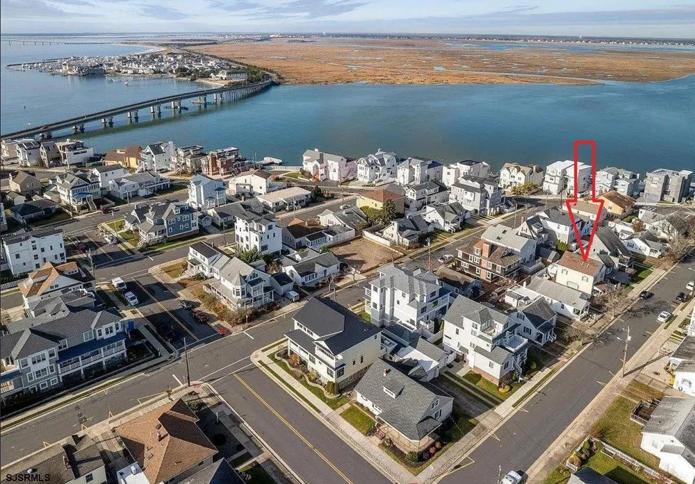 32 Manor Longport, NJ 08403