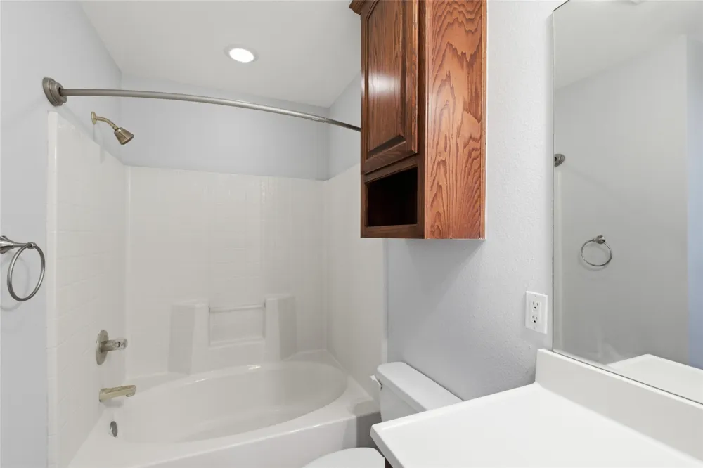 2323 Jodi Lane Gainesville, TX 76240