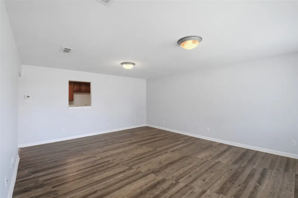 2323 Jodi Lane Gainesville, TX 76240