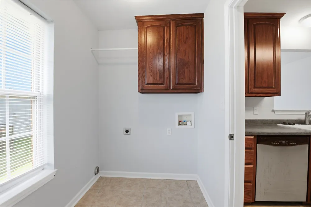 2323 Jodi Lane Gainesville, TX 76240