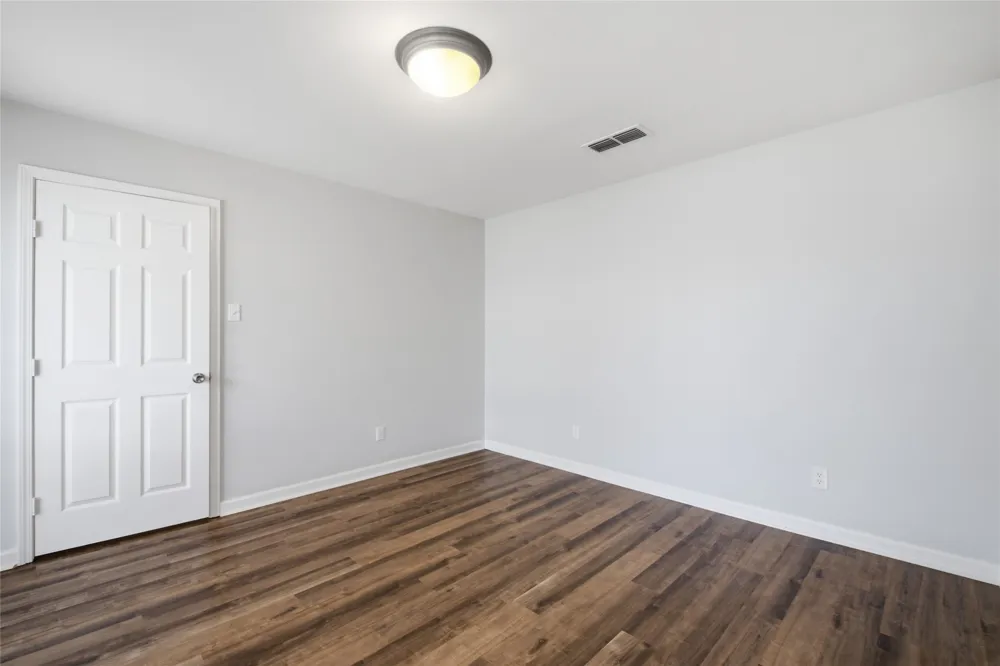2323 Jodi Lane Gainesville, TX 76240