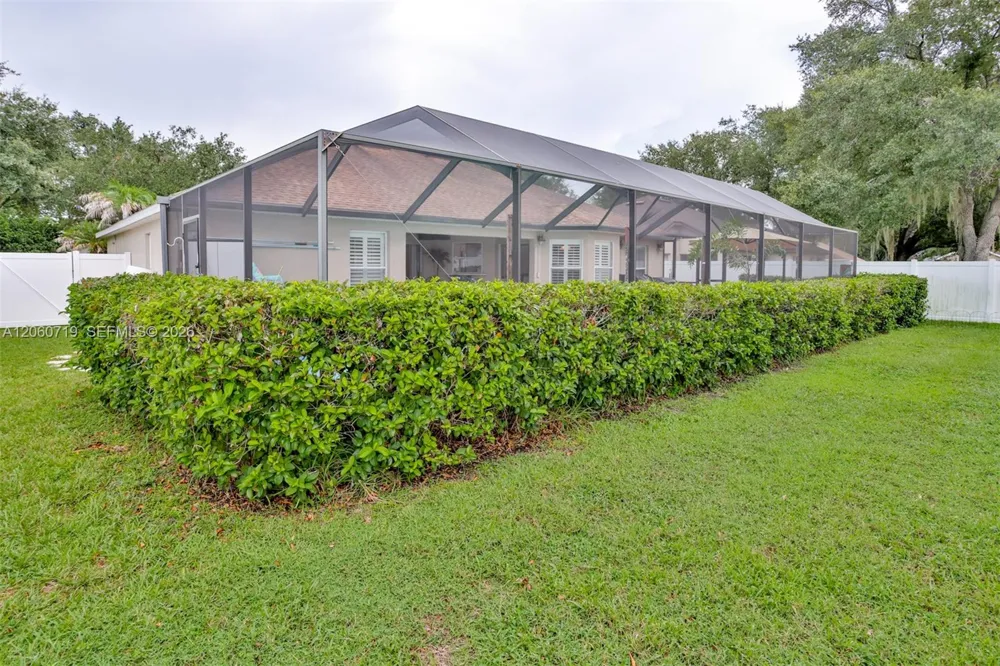 3447 Silverstone Court Plant City, FL 33566