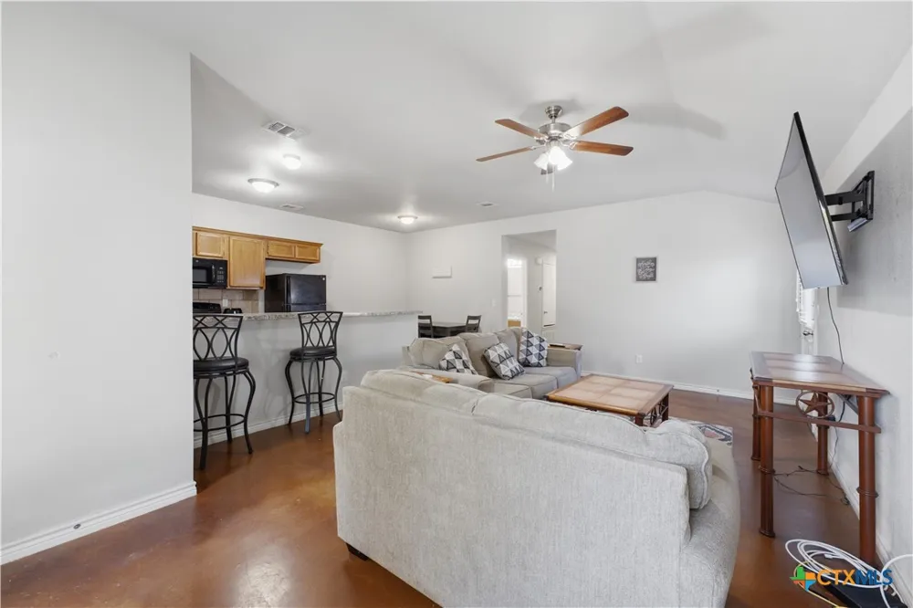 112 E Truman Avenue Copperas Cove, TX 76522
