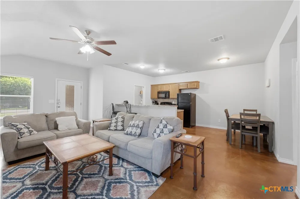 112 E Truman Avenue Copperas Cove, TX 76522