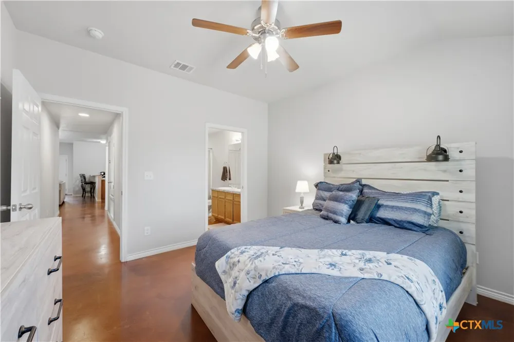 112 E Truman Avenue Copperas Cove, TX 76522