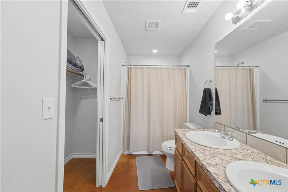 112 E Truman Avenue Copperas Cove, TX 76522