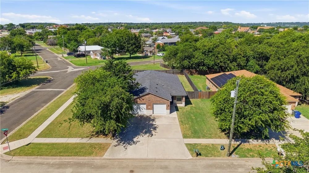 112 E Truman Avenue Copperas Cove, TX 76522