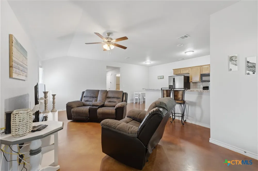 112 E Truman Avenue Copperas Cove, TX 76522